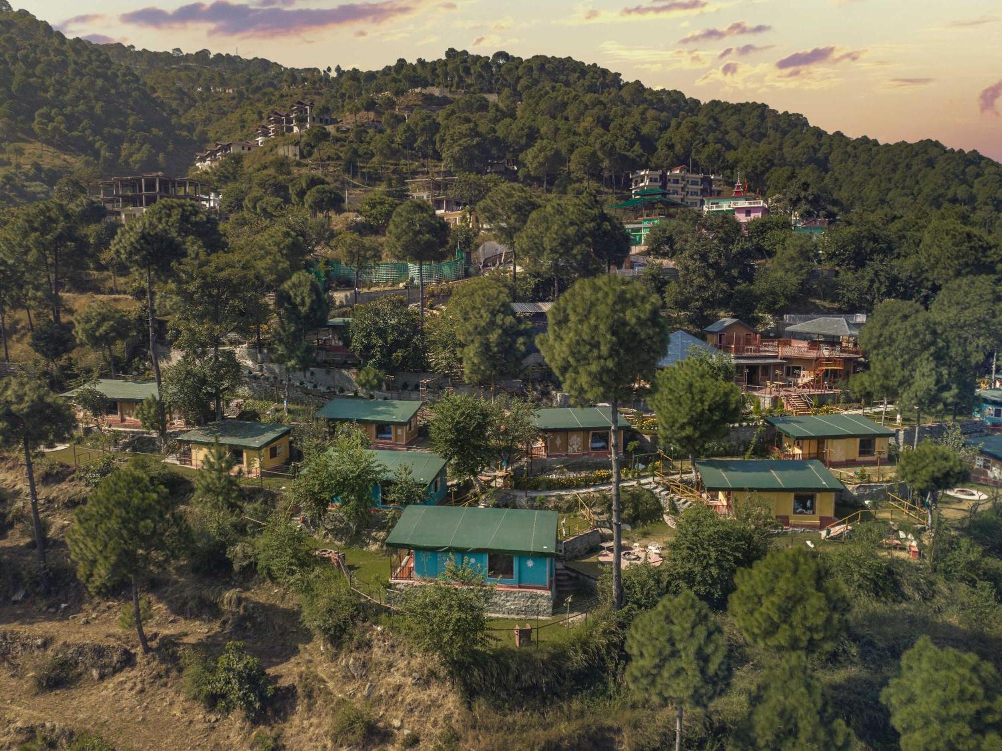 A Kasauli Ggaon By Echor Hotel Exterior foto