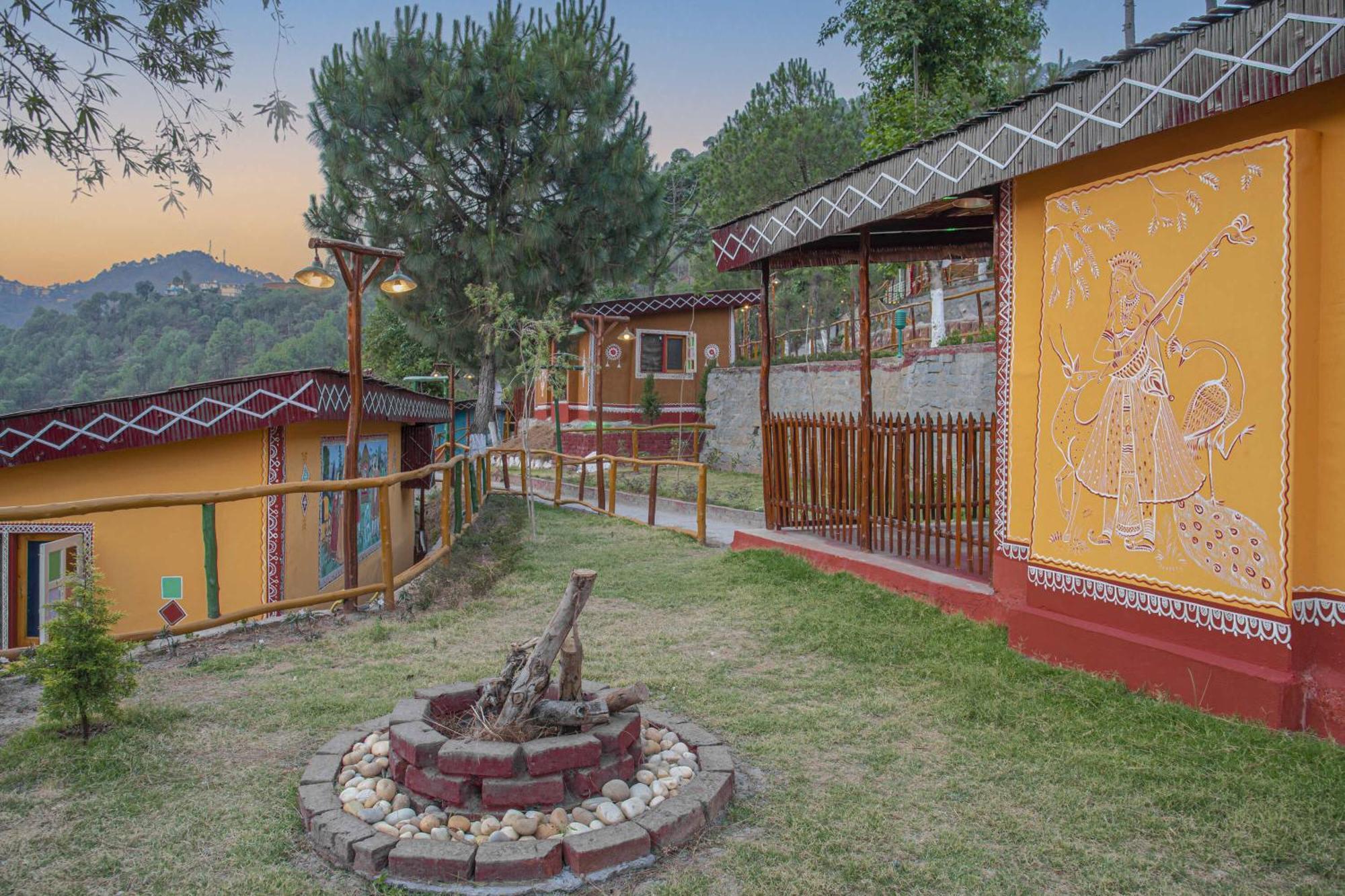 A Kasauli Ggaon By Echor Hotel Exterior foto